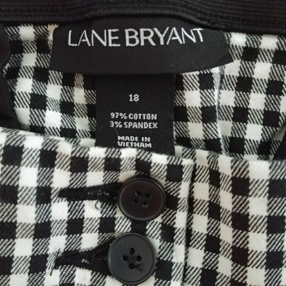 LANE BRYANT Multi-Button Skinny Pant. Like New.